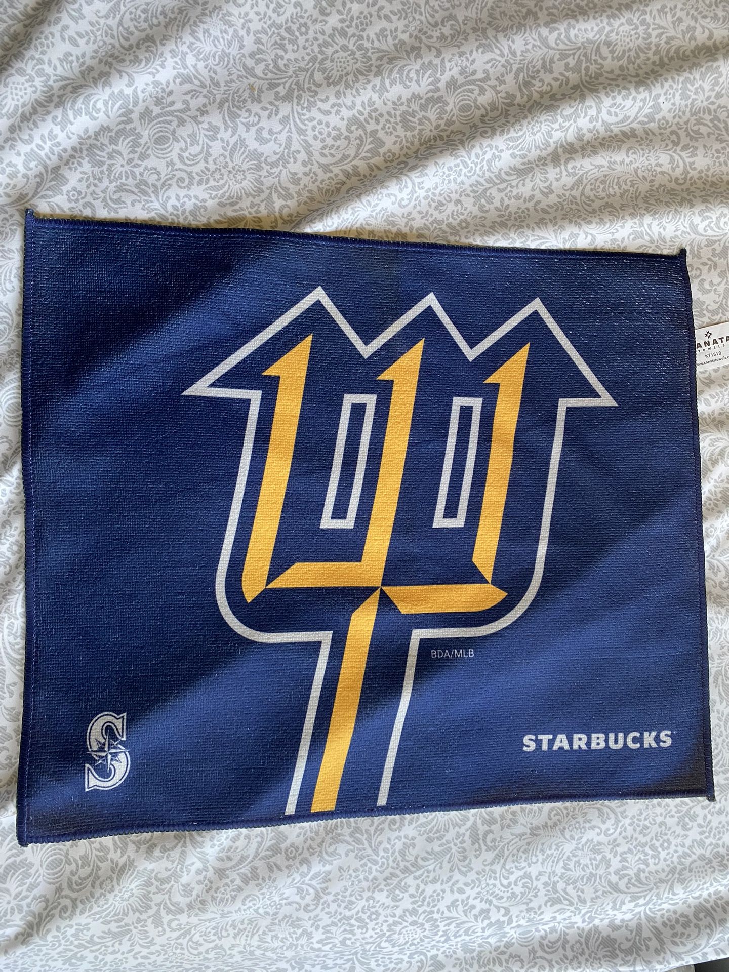 Seattle Mariners Trident 🔱 Rally Towel From  ALCS Playoff Games