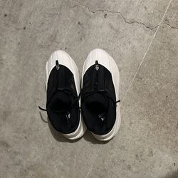 Kobe Crazy IIInfinity 'Chalk' SZ 6