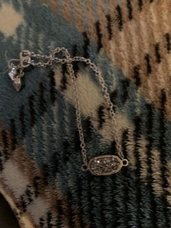 Kendra Scott bracelet