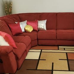 Sectional Couch 