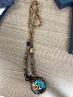 Boho Wooden Mala Beaded Necklace – Colorful Peacock Glass Cabochon Pendant
