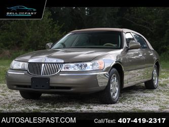 2001 Lincoln Town Car