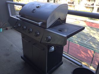Kenmore BBQ
