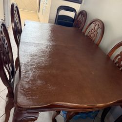 Dining table with Chairs