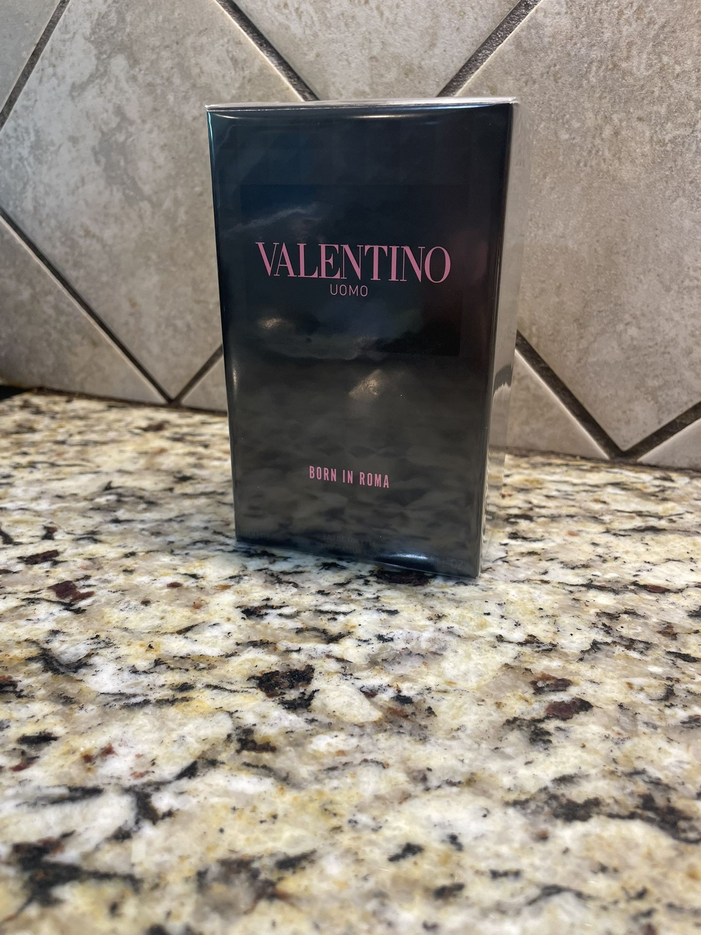 Valentino Born In Roma 100ml | 3.4 Fl OZ
