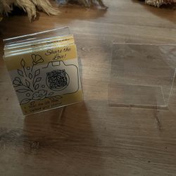 Clear 4x4 Photo Or Sign Display Frames