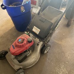 Honda Gas Lawnmower 