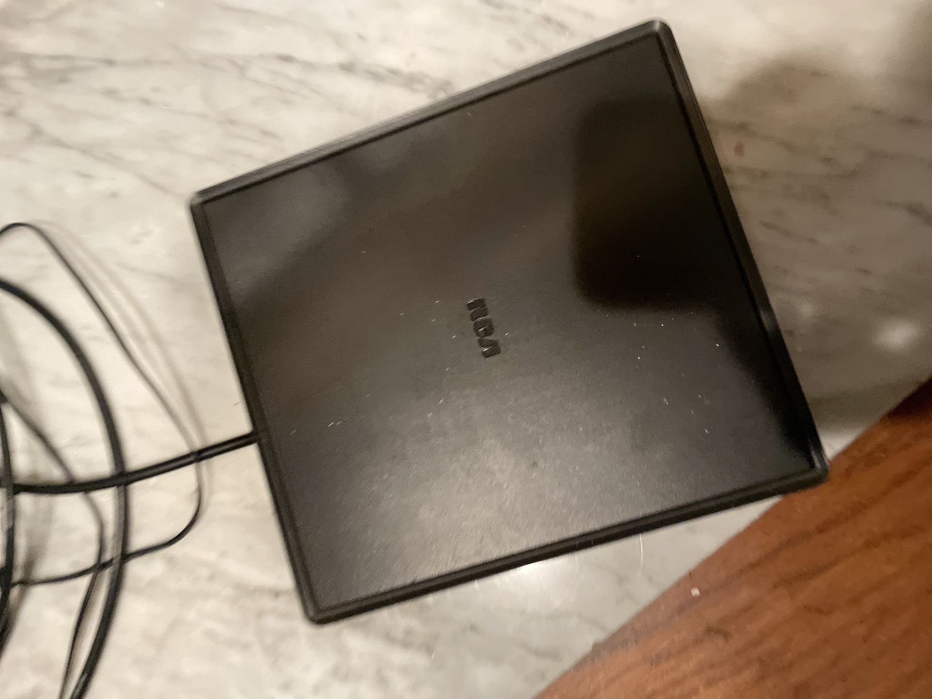 Essential RCA Amplified HDTV Antenna - $23 - fast turnkey setup