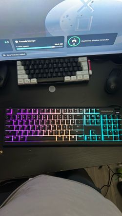 Steel series full keyboard with arm rest