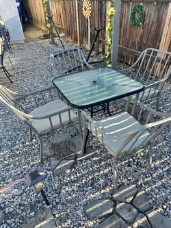 Outdoor Patio Table and Chair Set