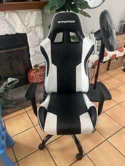Gaming chair