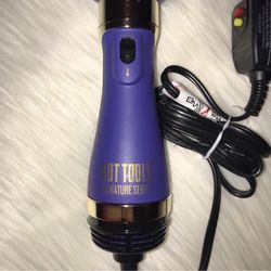 Hot Tools Volumizer And Dryer 