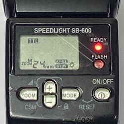 Nikon Speedlight SB-600 Shoe Mount Flash for  Nikon (#1113)