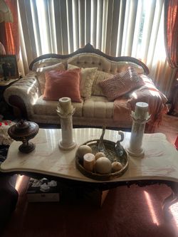 Elegant Vintage Living Room Set – Must Go! Moving to Florida! 🛋️