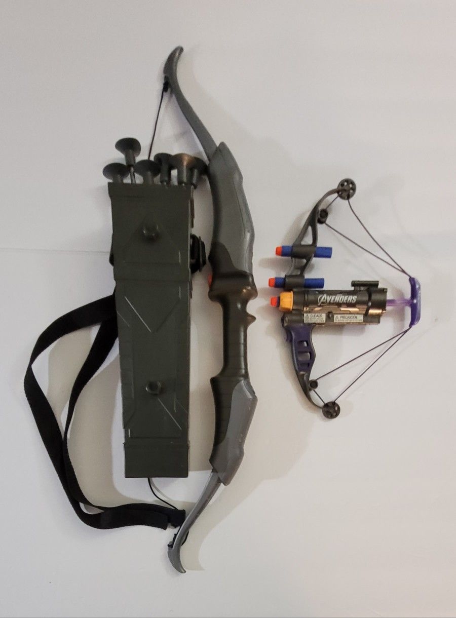 Marvel Avengers Hawkeye Bow And Arrow & Haweye Longshot Bow Toy Bundle