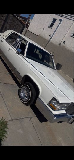 1991 Cadillac brougham