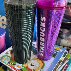Starbucks Cups 