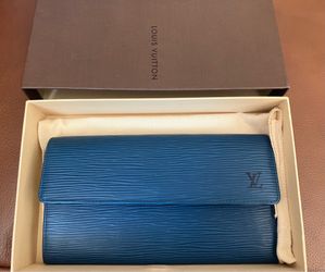 Preowned Louis Vuitton LV Epi Portefeuille Sarah Wallet Blue