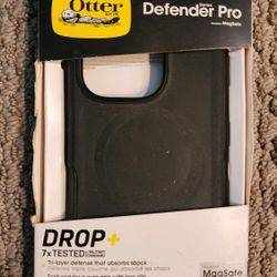 New Otterbox Defender Series Pro for  iPhone 16 Pro  MagSafe Case Black Color