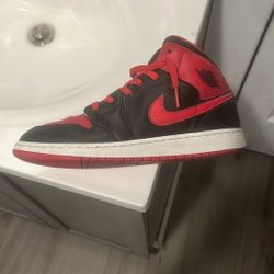 Jordan 1 Red And Black High Tops