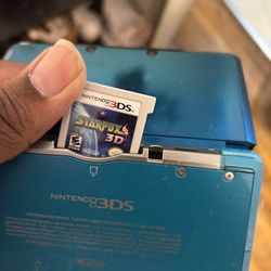 3ds With 4 Games And Charger 