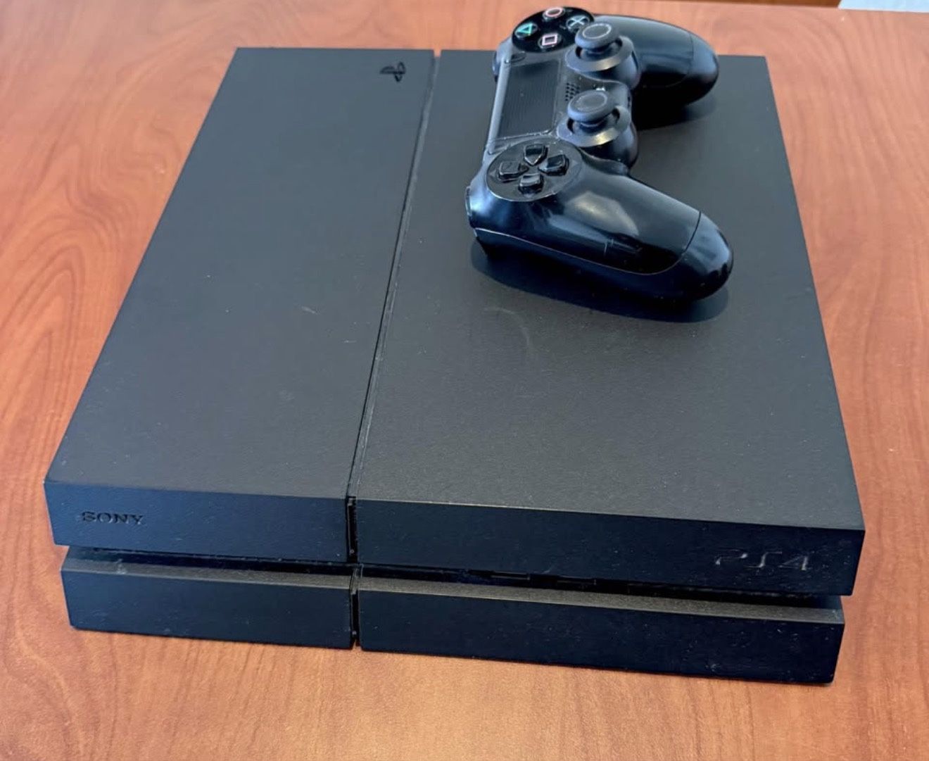 PlayStation 4 Console Bundle – Controller + Headset + Cables – Great Condition!