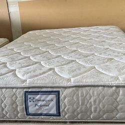 Queen Size Mattress (Colchon Queen Size)