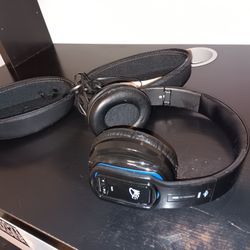 Meelec Noise Canceling Headphones