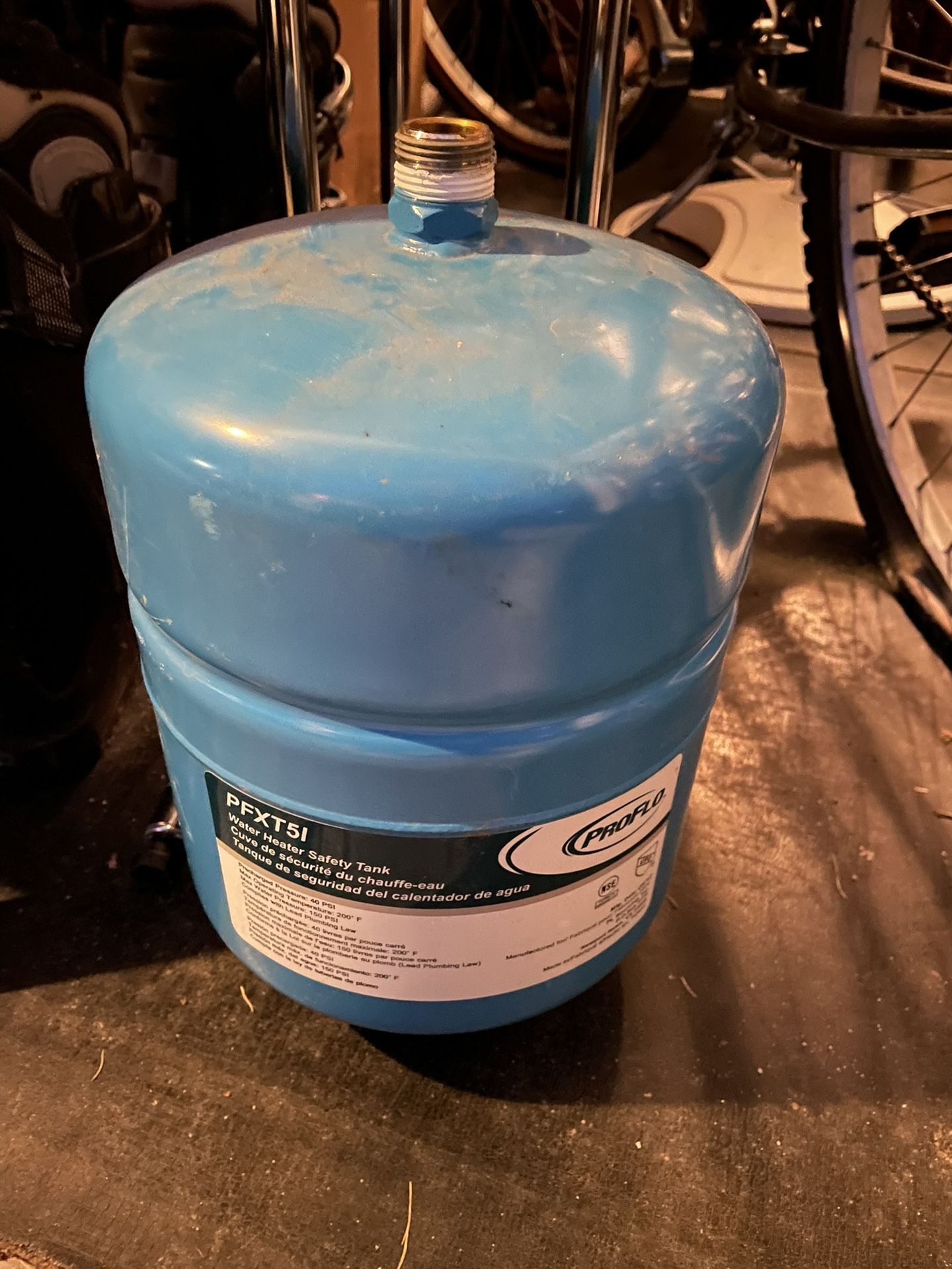 Expansion Tank Water Heater Safety Tank 2.1 Gallon ProFlo Brand for Sale in  Cornelius, NC - OfferUp