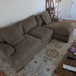 Rhyder 2-pc couch (with chaise)