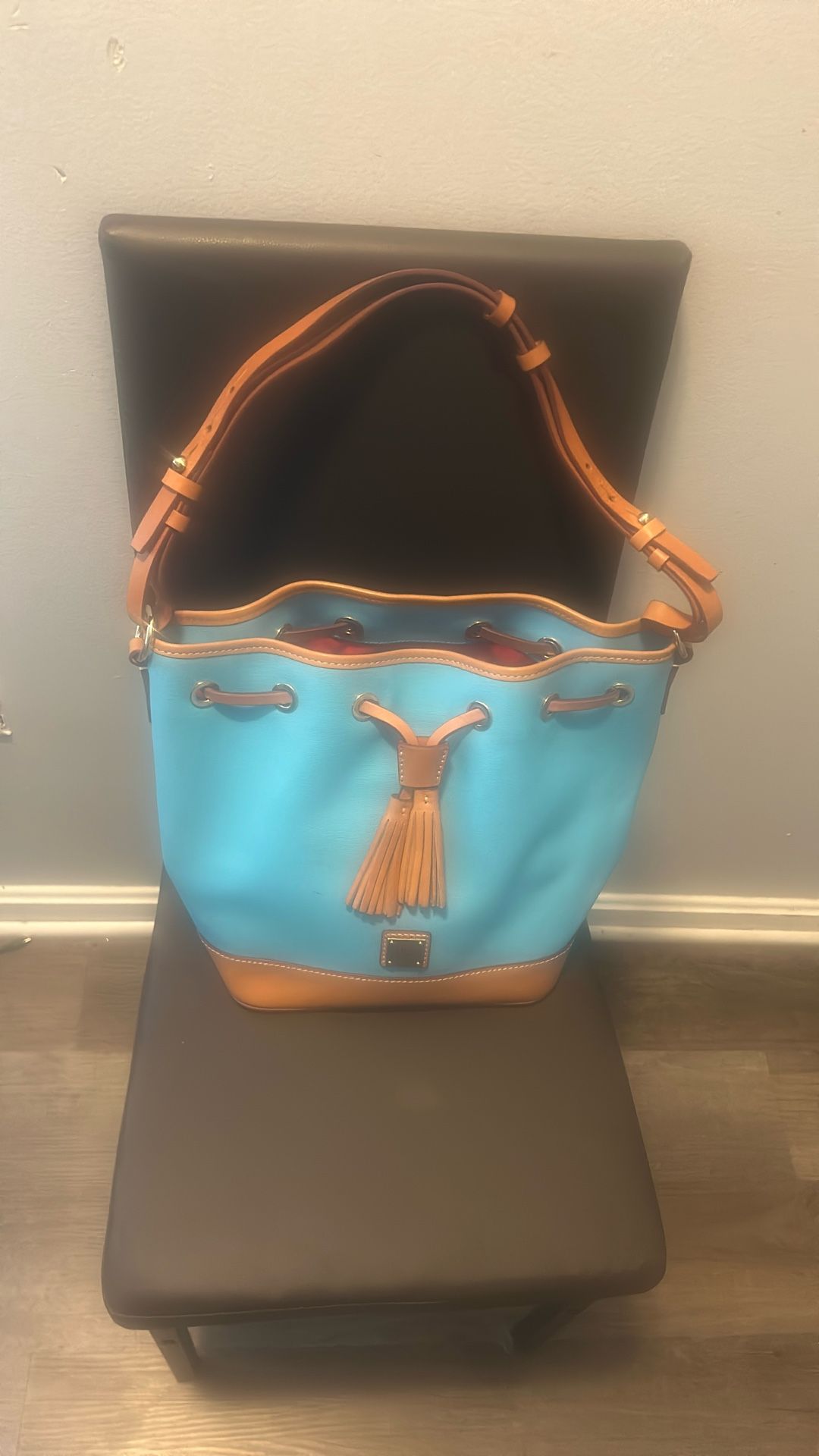 Dooney & Bourke