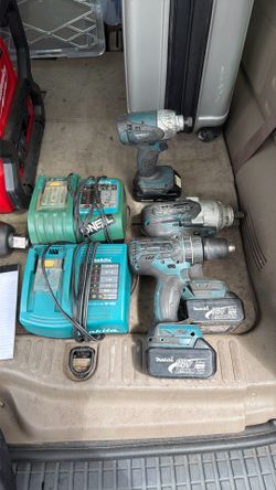 Makita 2 impact 1 drill 3 batteries 2 chargers