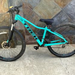 TREK Marlin 6, 15.5 Frame