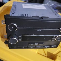 FORD F150 ORIGINAL STEREO WORKS PERFECTLY