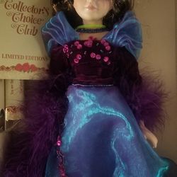 Porcelain Collection doll  Good condition 