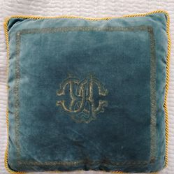 Roberto cavalli pilow