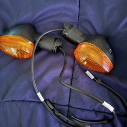 2019 Yamaha MT07 Rear Indicator Lights OEM And Left Clutch Lever