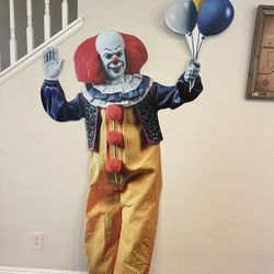 7 Feet Tall Classic Pennywise Cutout 