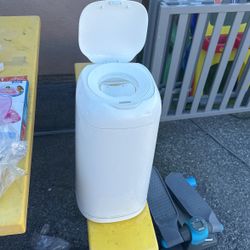 Diaper Genie 