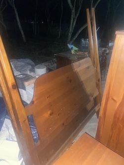 Queen size bedroom set