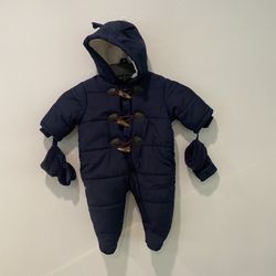 Infant Snowsuit One Piece Size 0-3 month