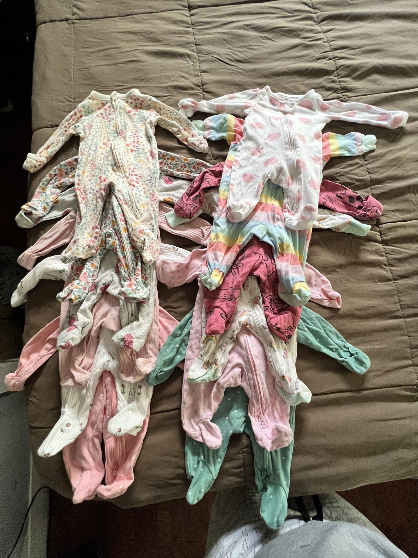 Newborn Clothes Etc