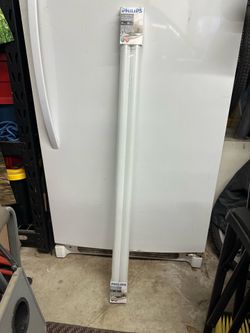 Fluorescent tube light bulb – two pack