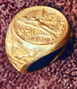 18k gold ring  mini replica of a centenario