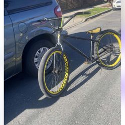Mafia Bomma 26 Inch Yellow And Black 