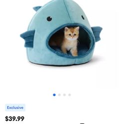 Fish Hut Cat Bed 