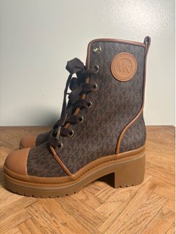 MICHAEL KORS Corey Brown Logo Combat Boots Size 6