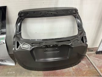 Toyota RAV4 Tailgate