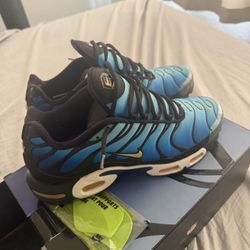 Nike Air Max Plus Tn Hyper Blue OG Size 11.5