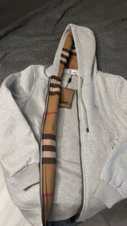 Burberry sweater